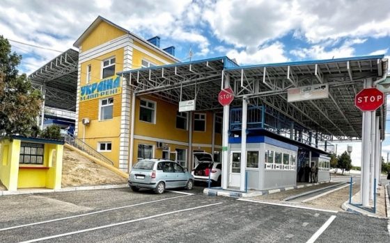 Пункт пропуску «Рені» призупинив роботу через проблеми з живленням «фото»