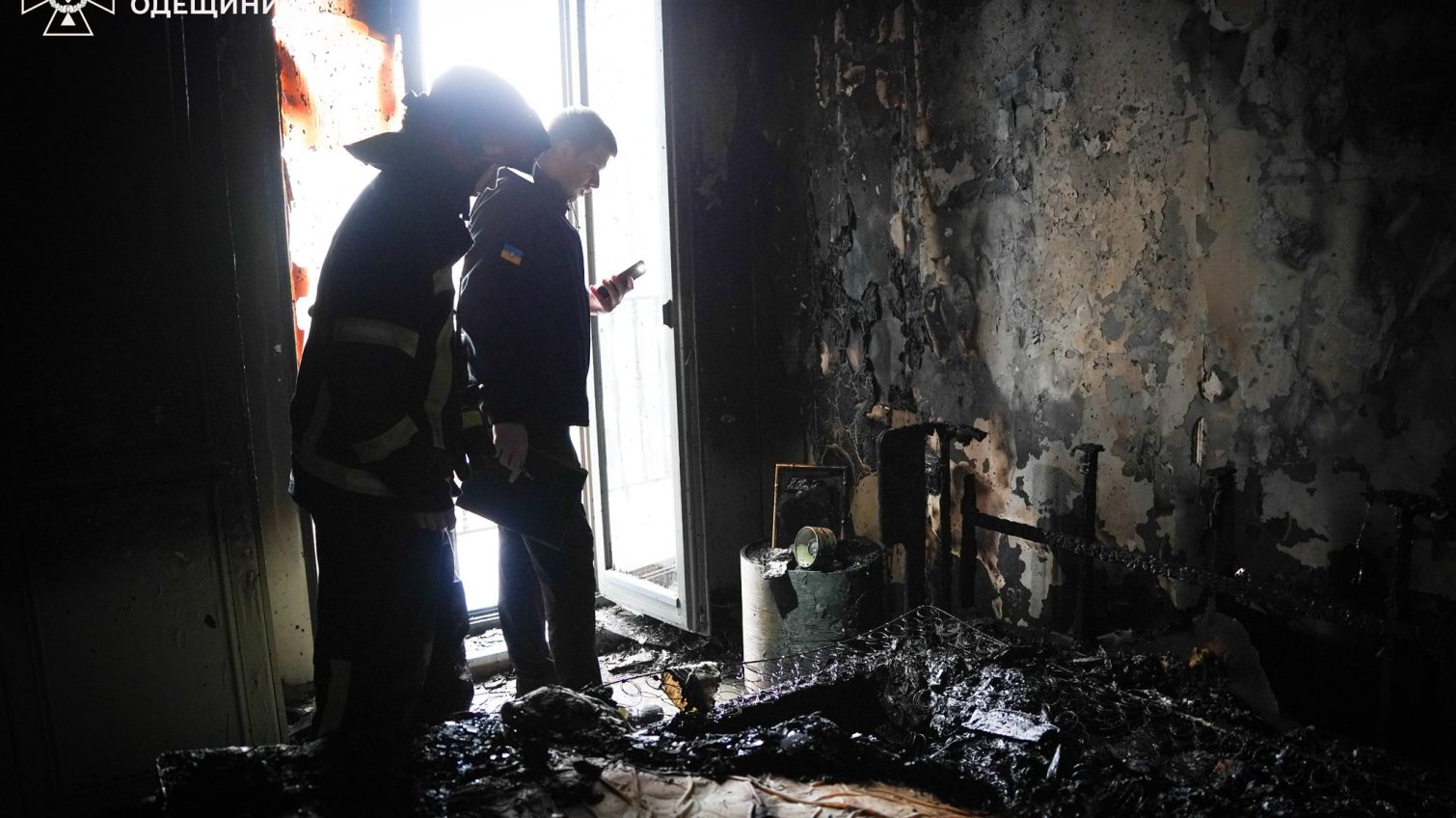 Вибух повербанку спричинив пожежу у квартирі в центрі Одеси (фото) «фото»