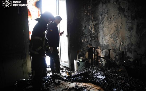 Вибух повербанку спричинив пожежу у квартирі в центрі Одеси (фото) «фото»