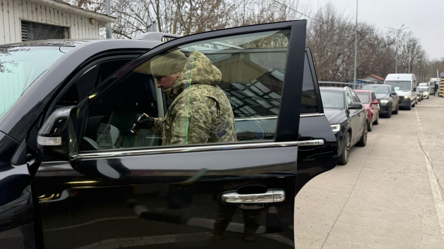 У Паланці відкрили мобільний табір для тих, хто застряг через закриття КПП – ситуація на пунктах пропуску «фото»