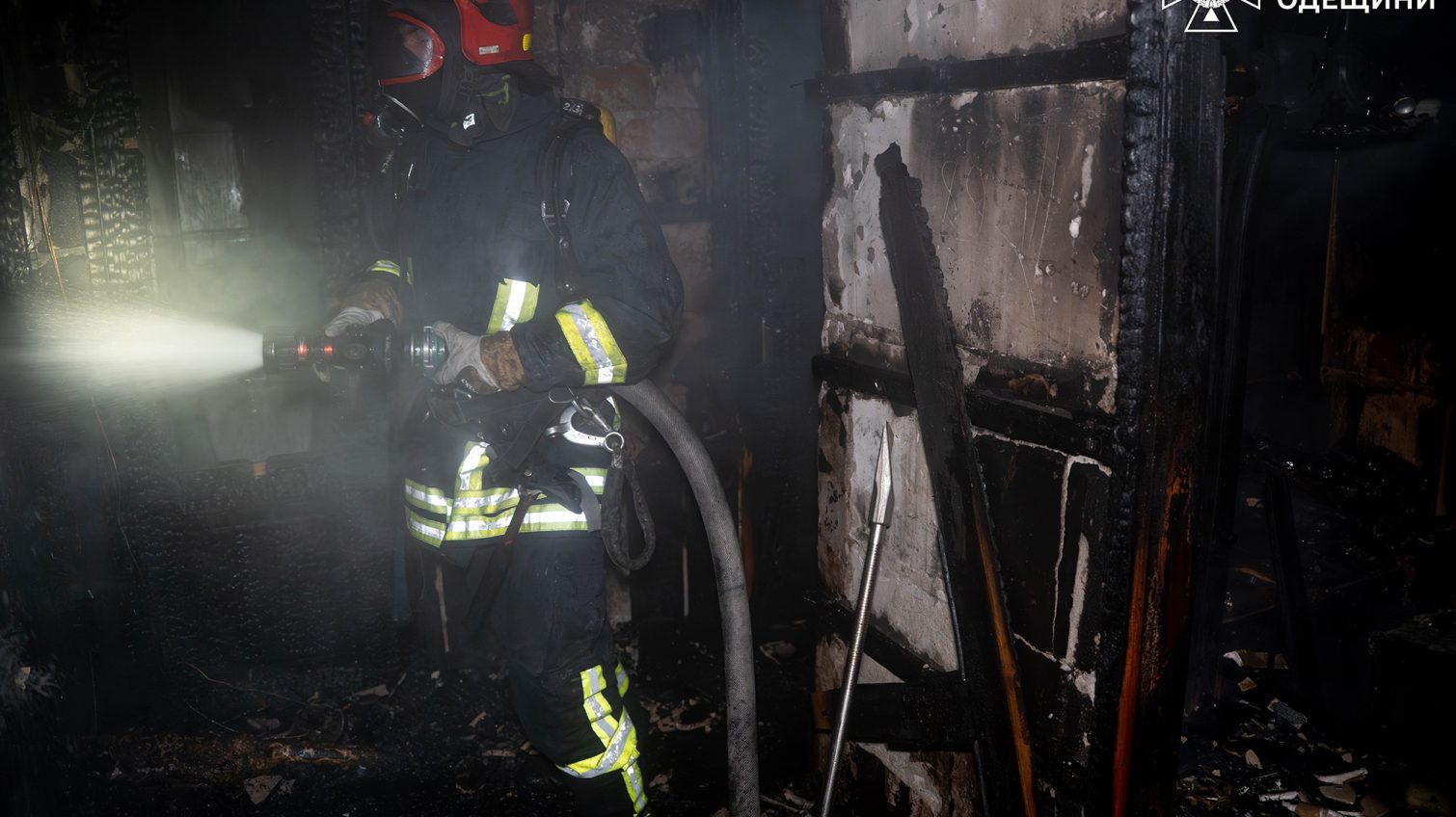 В Одесі на Академічній при пожежі загинули троє людей (фото, відео) «фото»
