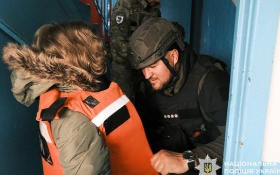 У прифронтових областях досі чекають на евакуацію понад 700 дітей «фото»