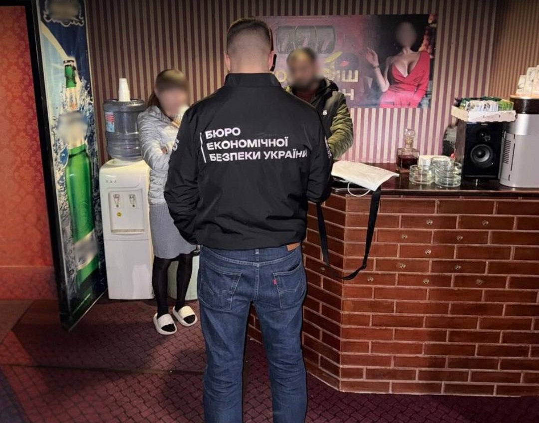 В Одесі припинили роботу мережі нелегальних гральних закладів (фото) «фото»