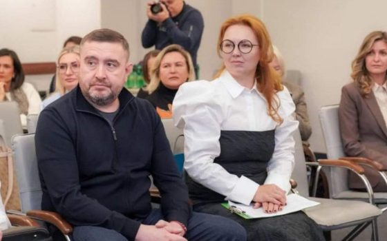 Приховали елітні авто та апартаменти: НАБУ завершило розслідування справи голови облради та нардепки (відео) «фото»