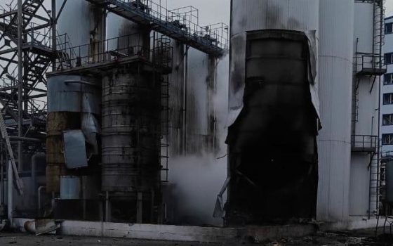 Росія вдарила по портовій інфраструктурі: є постраждалий, пошкоджено судно та знову резервуар з олією «фото»