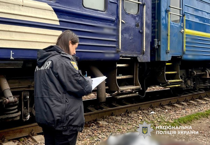 На Заставі загинула жінка під колесами пасажирського потяга «фото»