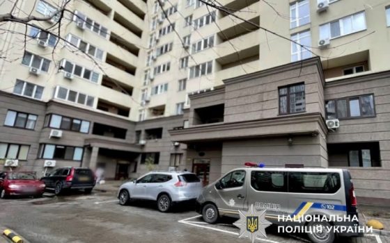 В Одесі чоловік вистрибнув з 13 поверху «фото»