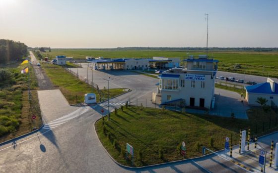 Пором «Орлівка» відновив роботу після ворожого обстрілу: як наразі працює переправа «фото»