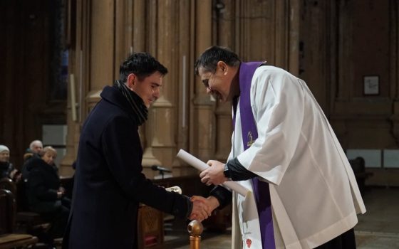 Папа Римський відзначив молодого художника з Білгорода-Дністровського за подаровану картину «Молитва» (фото) «фото»
