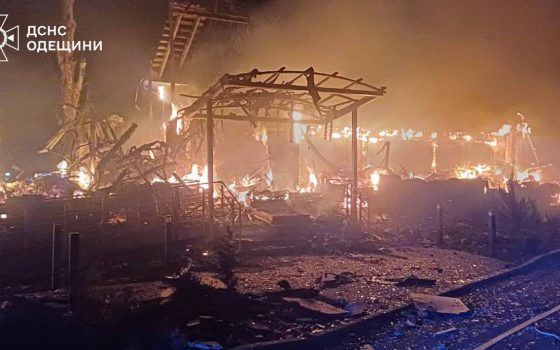 Нічна атака по Одещині: є загиблий та поранені, пошкоджені підприємства (фото) «фото»