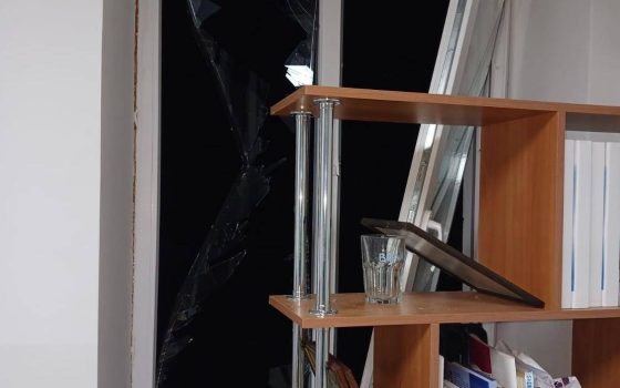 В Ізмаїлі зазнала руйнувань поліклініка: вибито понад 30 вікон (фото) «фото»