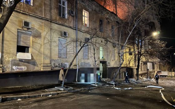 Під час вечірньої атаки на Одесу пошкодження отримали дитсадок та школа, вибиті 100 вікон у 7 житлових будинках (фото) «фото»