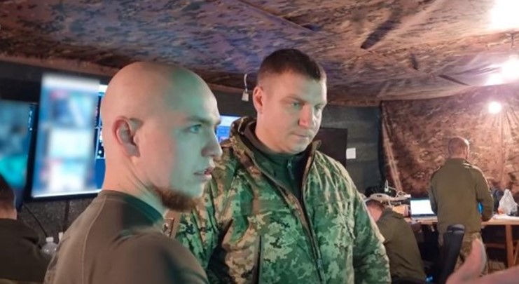 Командир 120 окремої бригади ТрО Дмитро Бізонич відвідав батальйони, що тримають оборону на Лиманському напрямку (фото) «фото»