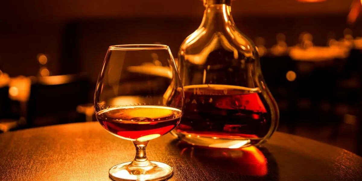 В Україні «коньяк» змінюють на «бренді» — до 2026 року виробники мають перепозначити свої напої «фото»