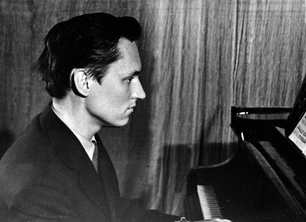 Композитор Лятошинський замість радянського діяча Перепечка – в міськраді розповіли про перейменування вулиці «фото»