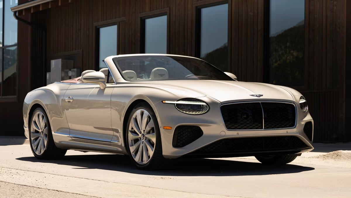 Одещина у трійці: скільки податків заплатили власники елітних авто у 2025 році «фото»