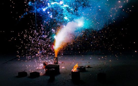 Феєрверки під час війни: на Одещині судили 7 осіб за це «фото»