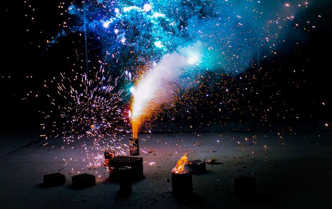 Феєрверки під час війни: на Одещині судили 7 осіб за це «фото»
