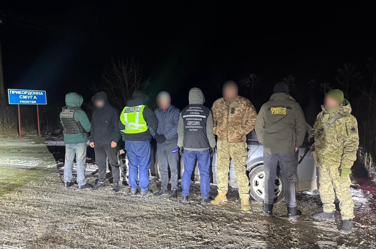 На Одещині затримали двох ділків під час переправлення чоловіка за кордон (фото) «фото»