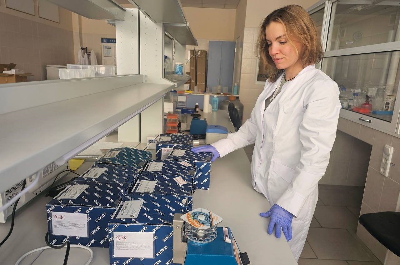 Зразки з Антарктики аналізуватимуть у сучасній українській лабораторії «фото»