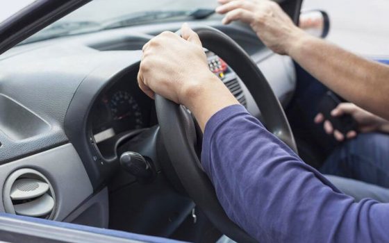 Фіктивні інструктори: в Одесі керівницю автошколи підозрюють у фальсифікації офіційних документів «фото»