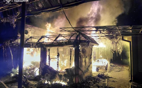 У Білгороді-Дністровському горіли торговельні майданчики (фото) «фото»