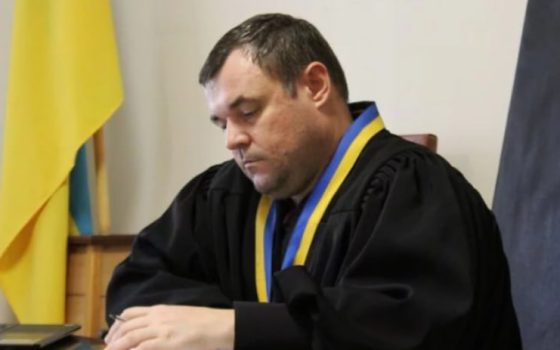 В Одесі звільнили суддю Лонського, підозрюваного у хабарництві: фігурантом справи був депутат «фото»