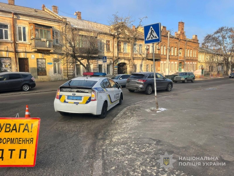 В Одесі водій Infiniti збив 14-річного хлопця на пішохідному переході «фото»