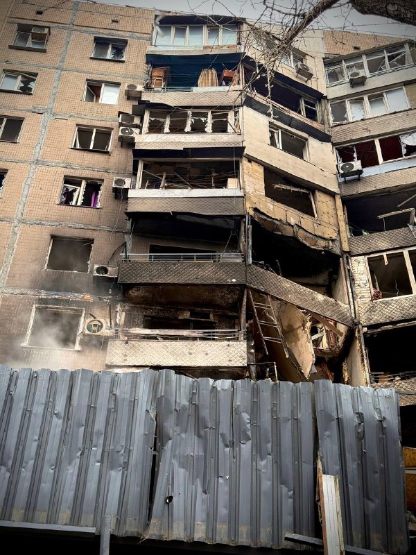 У Пересипському районі Одеси під завалами знайшли тіло чоловіка «фото»