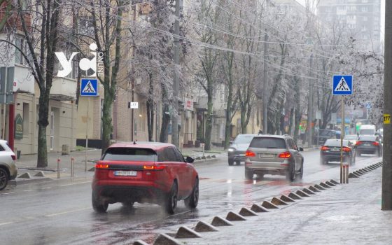 В Одесі змінили рух транспорту через пошукові роботи на місцях прильотів «фото»