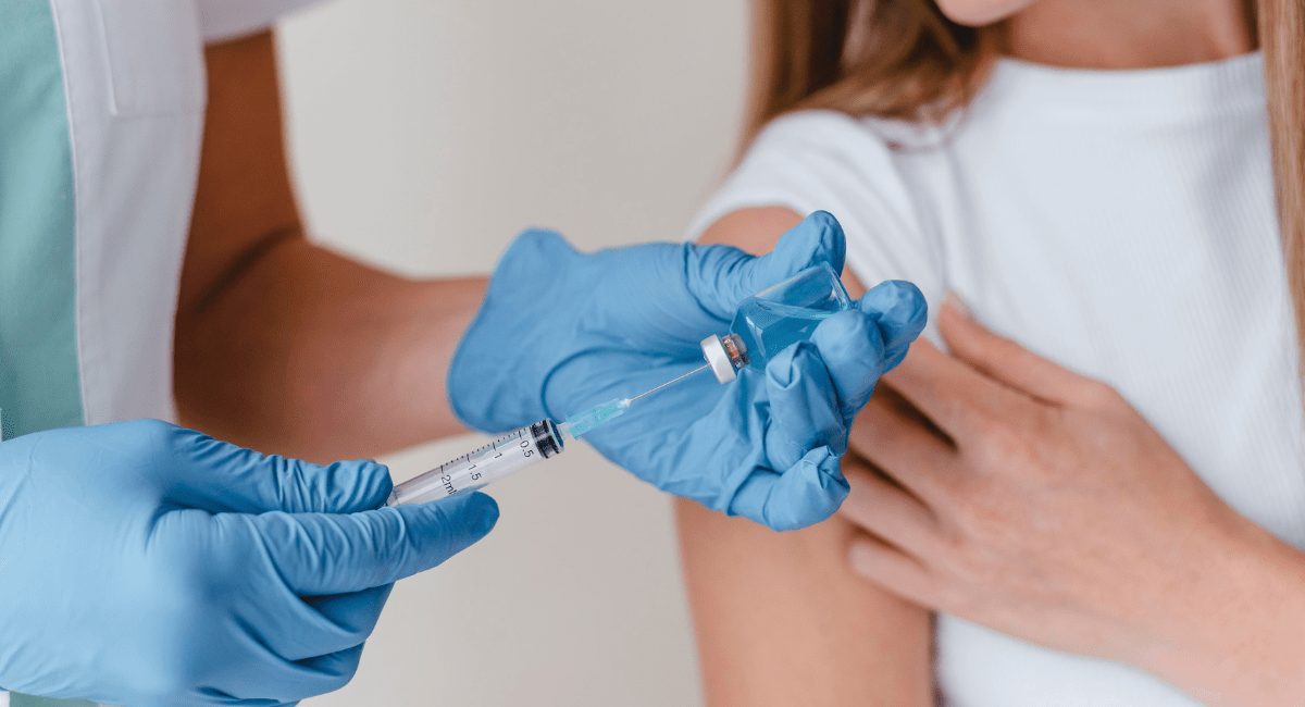 В Одесі стартувала безоплатна вакцинація дівчат від вірусу папіломи людини (відео) «фото»