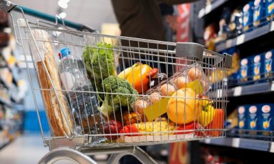 Річна інфляція сповільнилася, але продукти продовжують дорожчати — що змінилося за рік «фото»