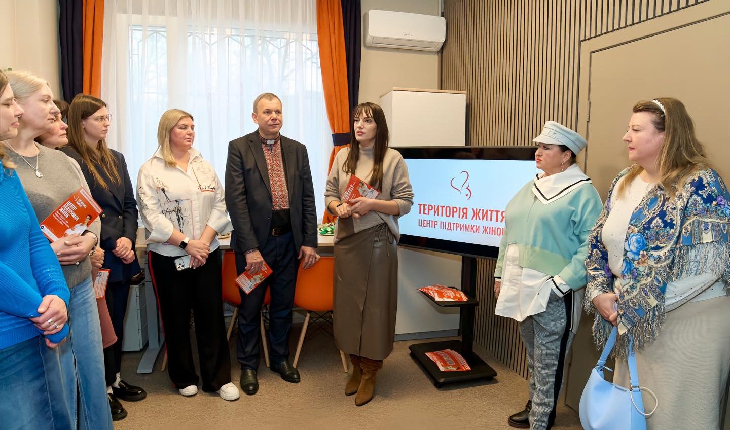 В Одеській обласній поліклініці створили Центр допомоги жінкам «Територія Життя» «фото»