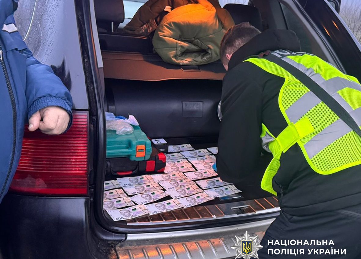 4000 доларів «квиток» до Придністров’я: на Одещині затримали військового за підкуп прикордонника (фото) «фото»