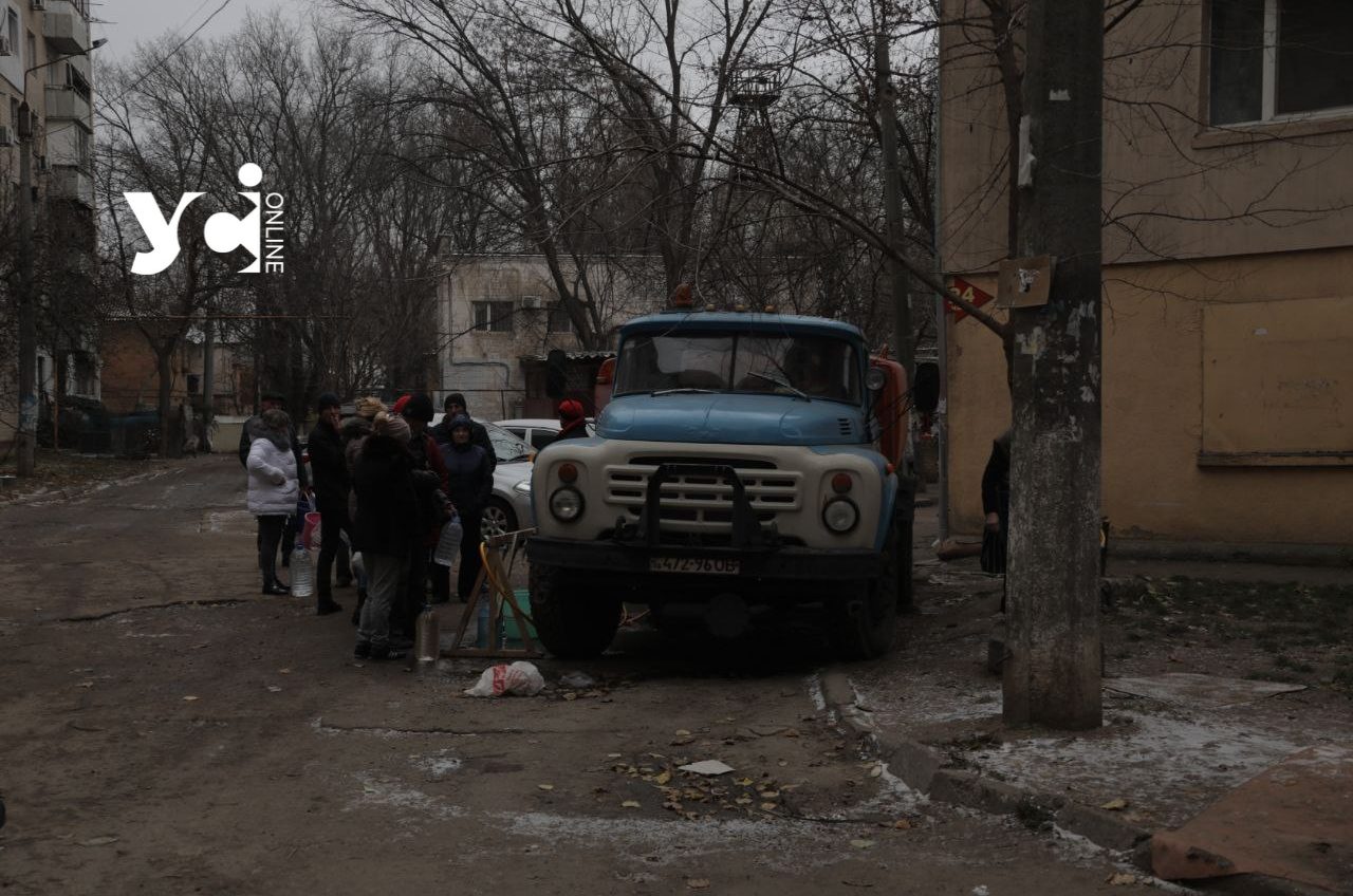 В Одесі організували підвезення технічної води «фото»