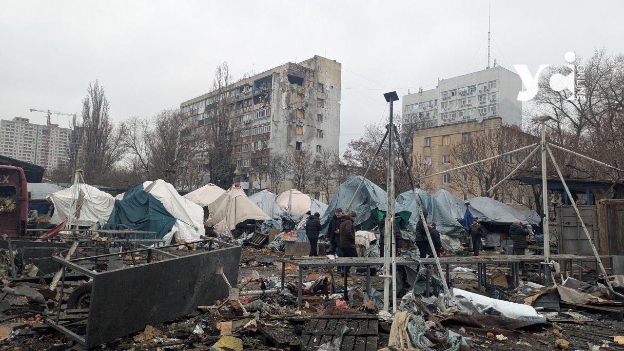 Російські дрони пошкодили велику підстанцію, житлові будинки та ринок в Одесі (фото) «фото»